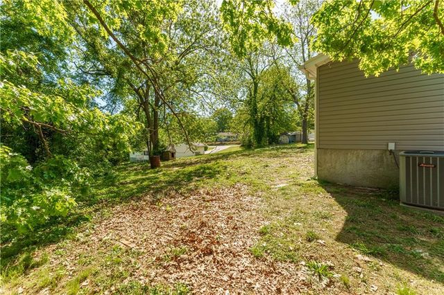 1412 Floyd Circle, Gainesville, GA 30507