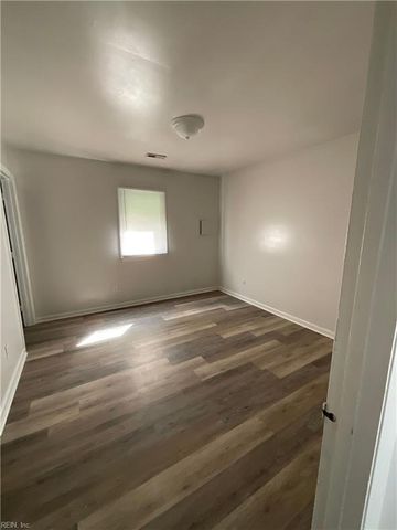 3587 Gum DR, Portsmouth, VA 23707