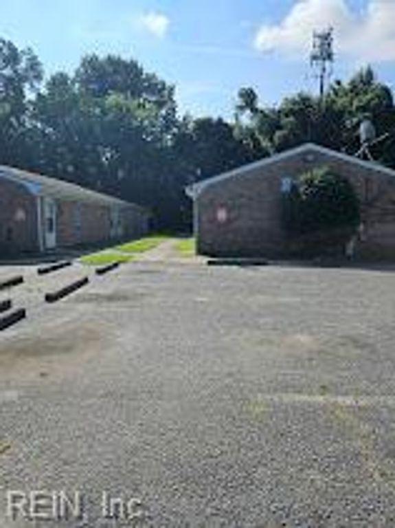 3587 Gum DR, Portsmouth, VA 23707