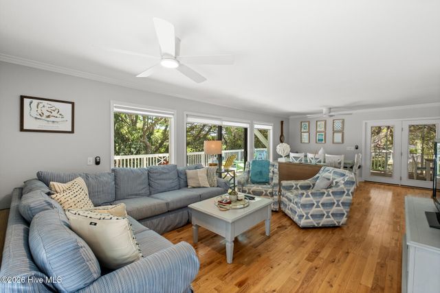31 Horsemint Trail, Bald Head Island, NC 28461