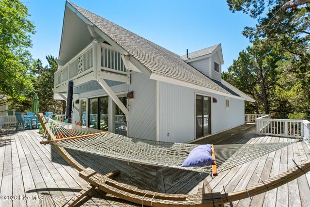 31 Horsemint Trail, Bald Head Island, NC 28461