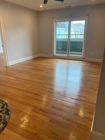 68 South 201, Framingham, MA 01702