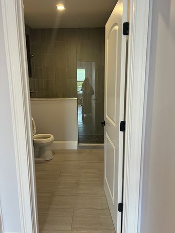 68 South 201, Framingham, MA 01702