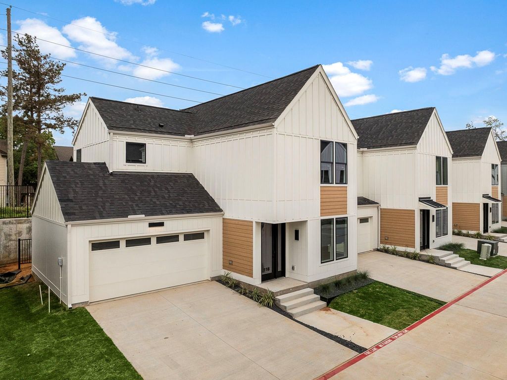 1941 Sawdust Road 165, The Woodlands, TX 77380