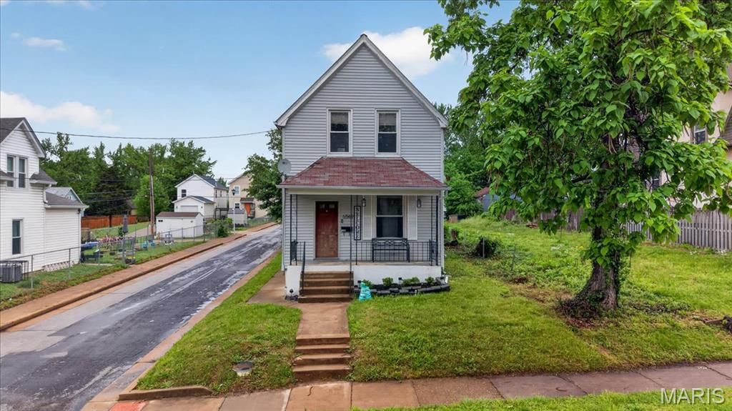 6549 Bartmer Avenue, University City, MO 63130