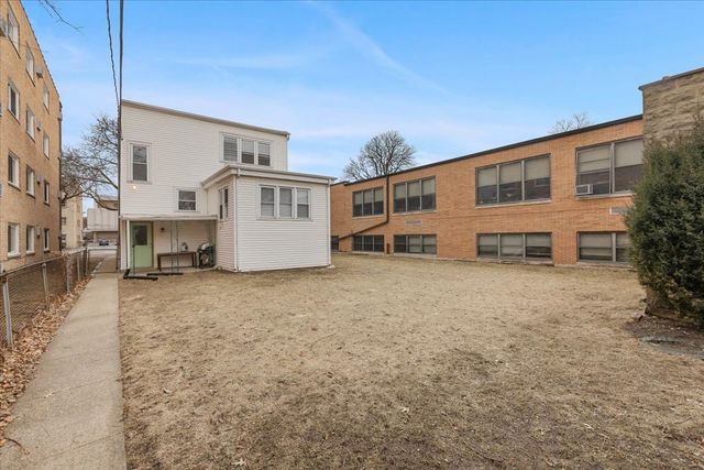 5207 Galitz Street, Skokie, IL 60077