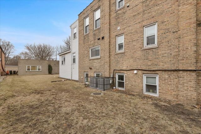 5207 Galitz Street, Skokie, IL 60077