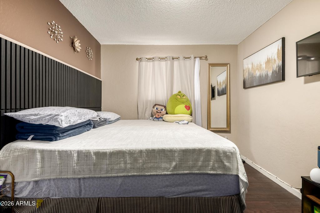 Image 6 of property listing at 4615 N 39TH Avenue 23, Phoenix, AZ 85019