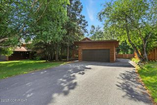 4450 Edinburgh Drive, Anchorage, AK 99502