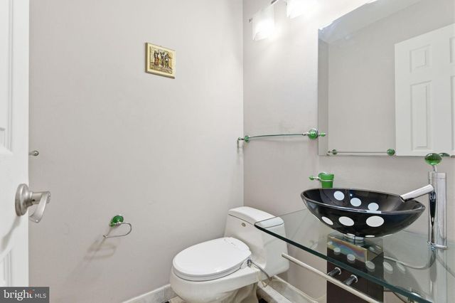 1704 NATHANIEL DR, Philadelphia, PA 19116