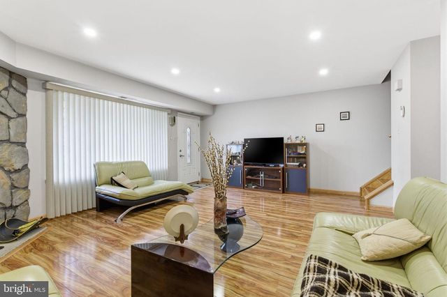 1704 NATHANIEL DR, Philadelphia, PA 19116