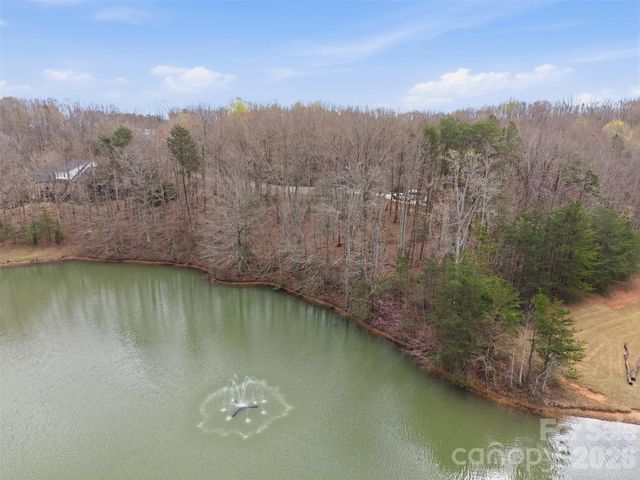 150 Harborgate Drive, Statesville, NC 28625