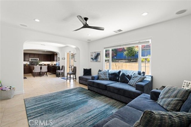 1526 Cole Lane, Upland, CA 91784