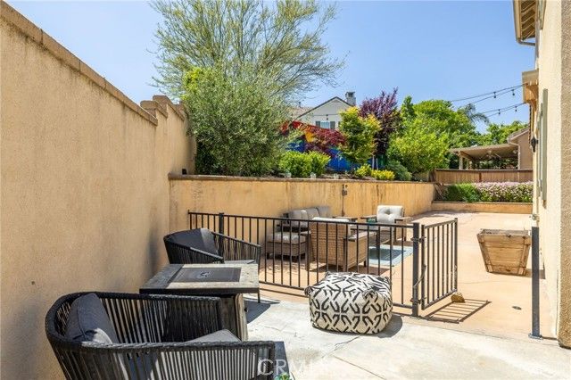 1526 Cole Lane, Upland, CA 91784