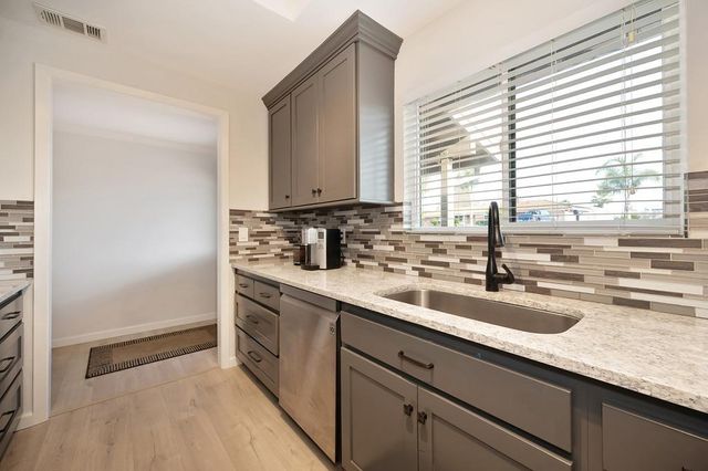 8472 Joe Rodgers Rd, Granite Bay, CA 95746