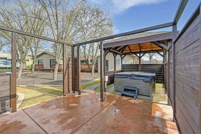 8472 Joe Rodgers Rd, Granite Bay, CA 95746