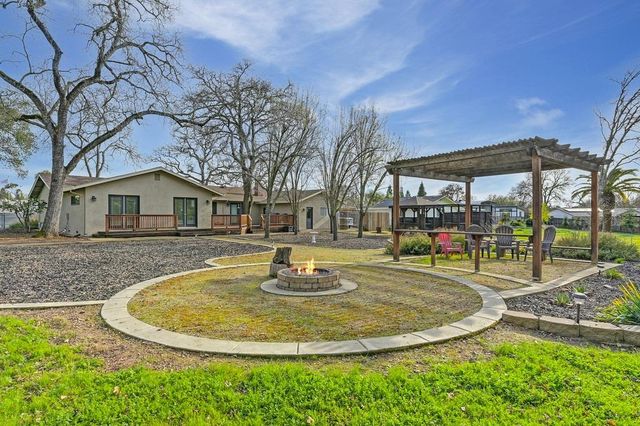 8472 Joe Rodgers Rd, Granite Bay, CA 95746