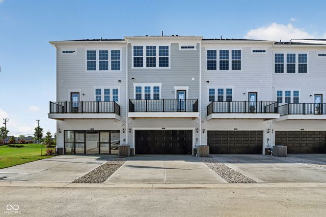 14676 Zampi Lane, Noblesville, IN 46062