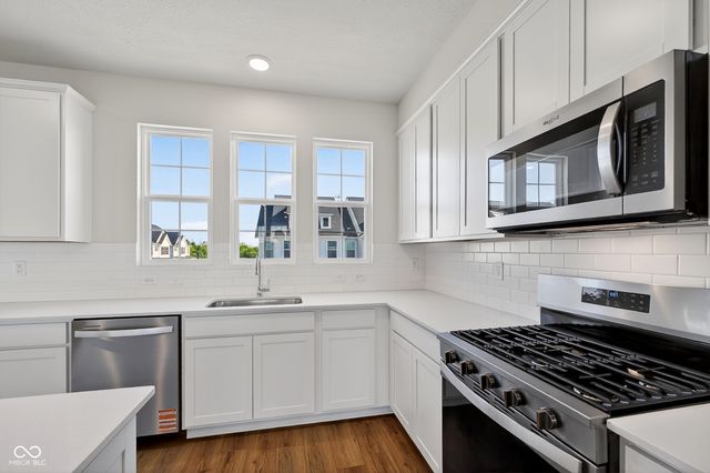 14676 Zampi Lane, Noblesville, IN 46062