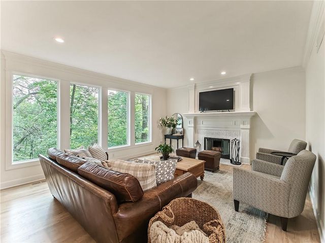 11151 S Whitetail Lane, Olathe, KS 66061