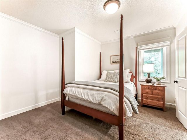 11151 S Whitetail Lane, Olathe, KS 66061