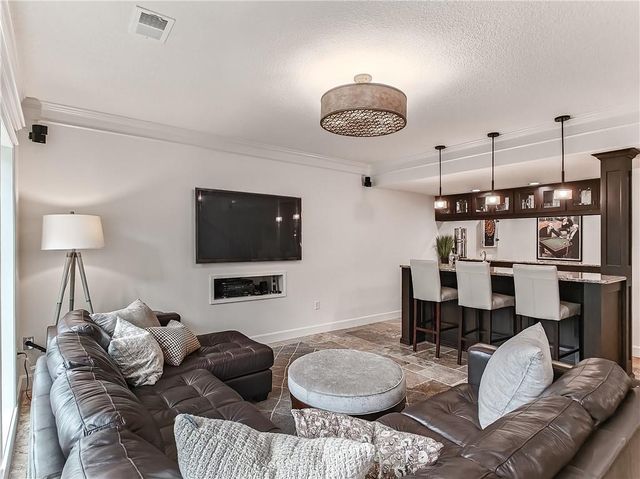 11151 S Whitetail Lane, Olathe, KS 66061