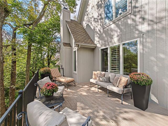 11151 S Whitetail Lane, Olathe, KS 66061