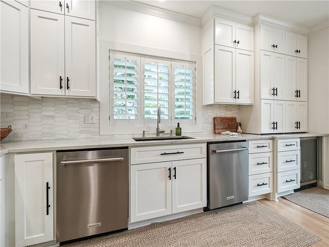 11151 S Whitetail Lane, Olathe, KS 66061