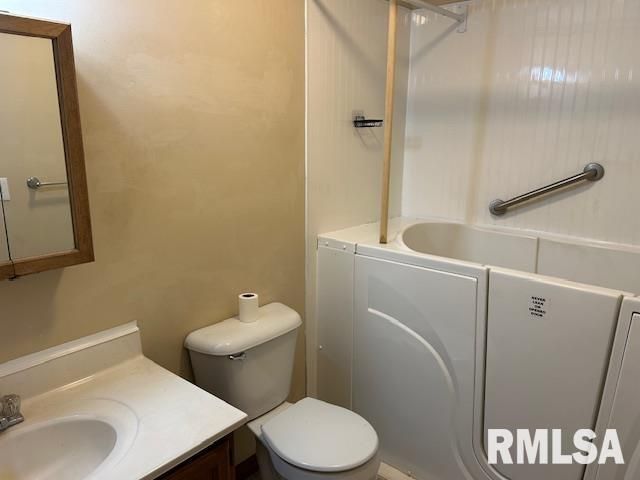 3136 Lakeshire Drive, Springfield, IL 62707