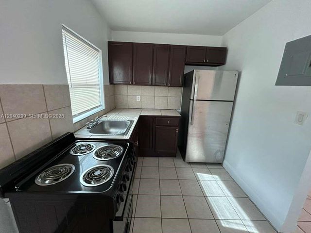 2316 Madison Street 31, Hollywood, FL 33020