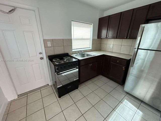 2316 Madison Street 31, Hollywood, FL 33020