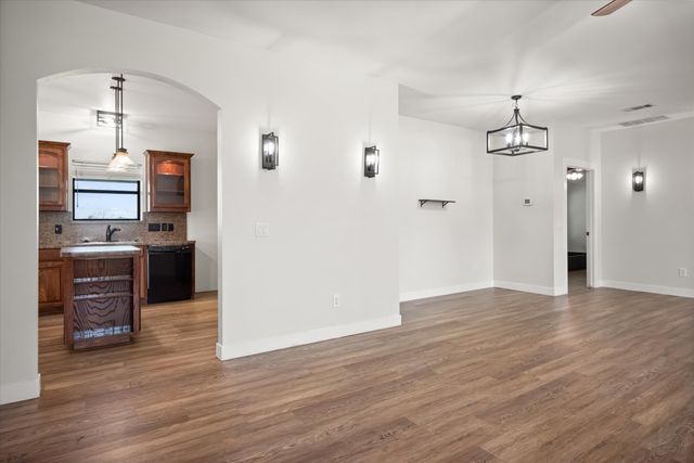 504 N Texas Street, Tioga, TX 76271