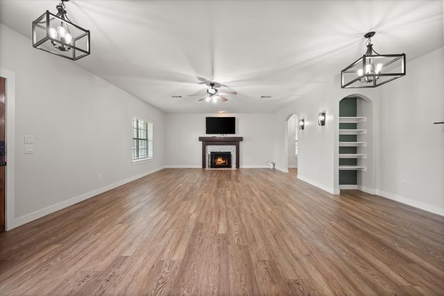 504 N Texas Street, Tioga, TX 76271