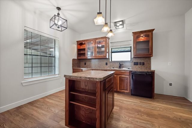 504 N Texas Street, Tioga, TX 76271