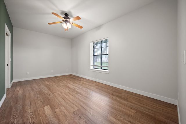 504 N Texas Street, Tioga, TX 76271