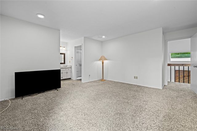 14806 Winding Way, North Royalton, OH 44133