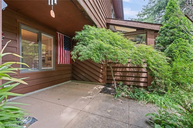14806 Winding Way, North Royalton, OH 44133