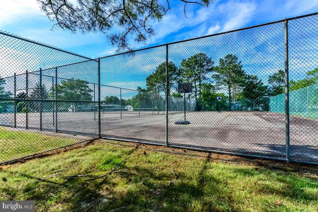 4 ANCHOR WAY DR, Berlin, MD 21811