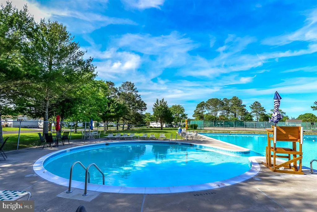 Image 37 of property listing at 4 ANCHOR WAY DR, Berlin, MD 21811
