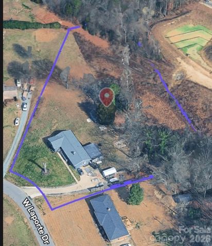 1900 W Laporte Drive, Charlotte, NC 28216