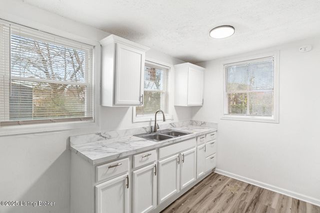 2604 Hale Ave, Louisville, KY 40211