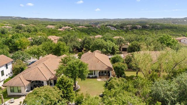 11712 Red Oak Valley LN, Austin, TX 78732