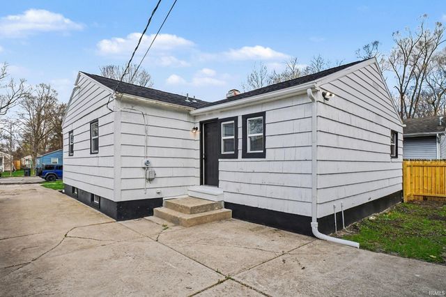 1006 W Rose Street, South Bend, IN 46616