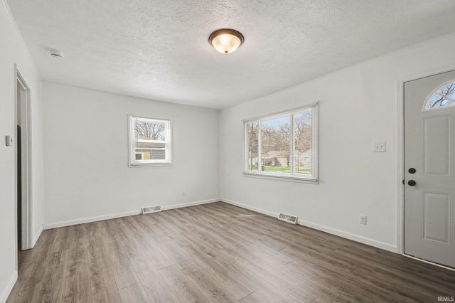 1006 W Rose Street, South Bend, IN 46616