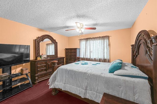8829 Carousel Lane, Houston, TX 77080