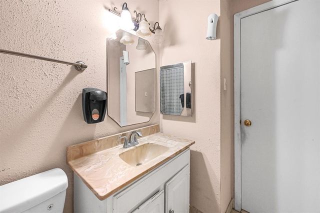 8829 Carousel Lane, Houston, TX 77080