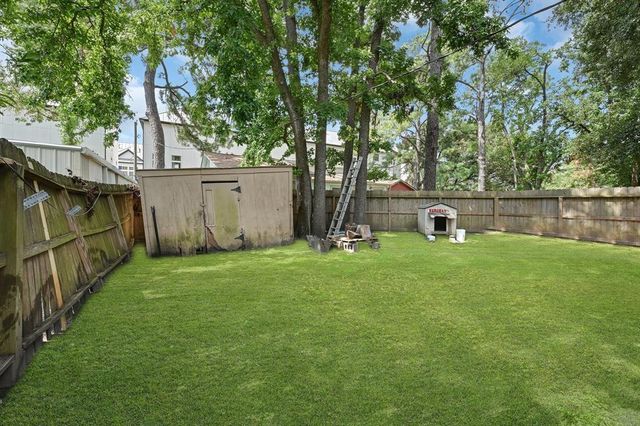 8829 Carousel Lane, Houston, TX 77080