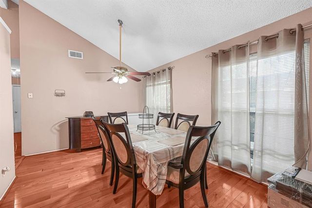 8829 Carousel Lane, Houston, TX 77080