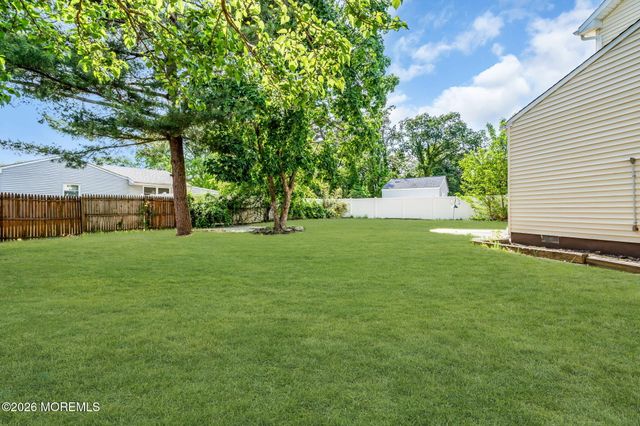 60 Ashwood Drive, Brick, NJ 08723