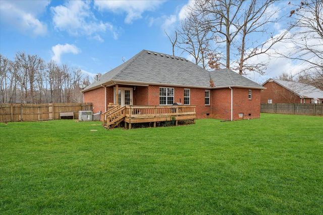 306 Blackberry Ln, Manchester, TN 37355